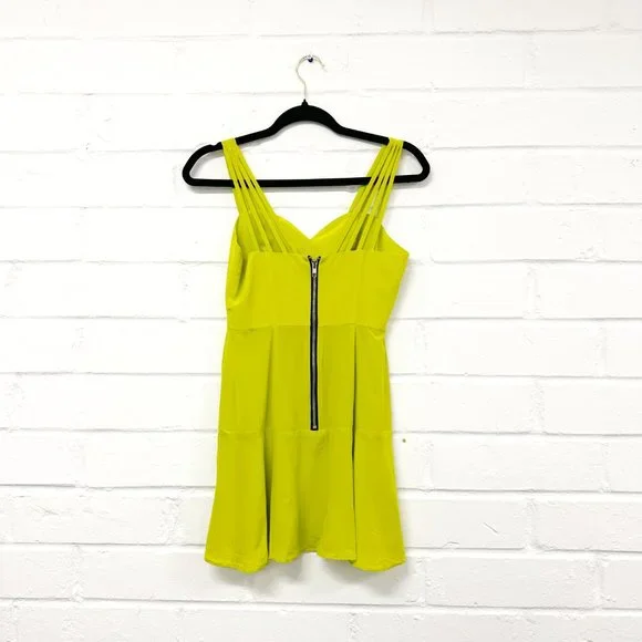 NBD The Naven Twins Green Dress - Picture 5 of 6